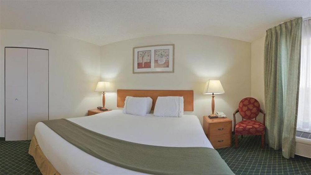 Holiday Inn Express New Orleans East By Ihg מראה חיצוני תמונה