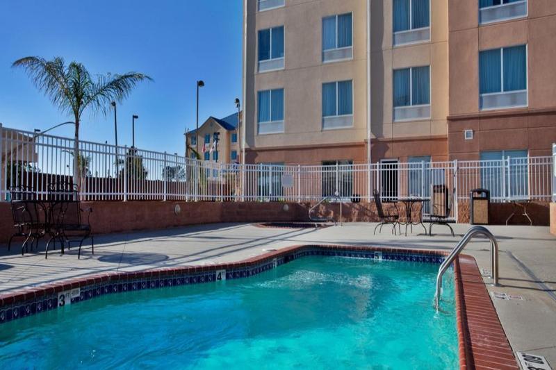 Holiday Inn Express New Orleans East By Ihg מראה חיצוני תמונה